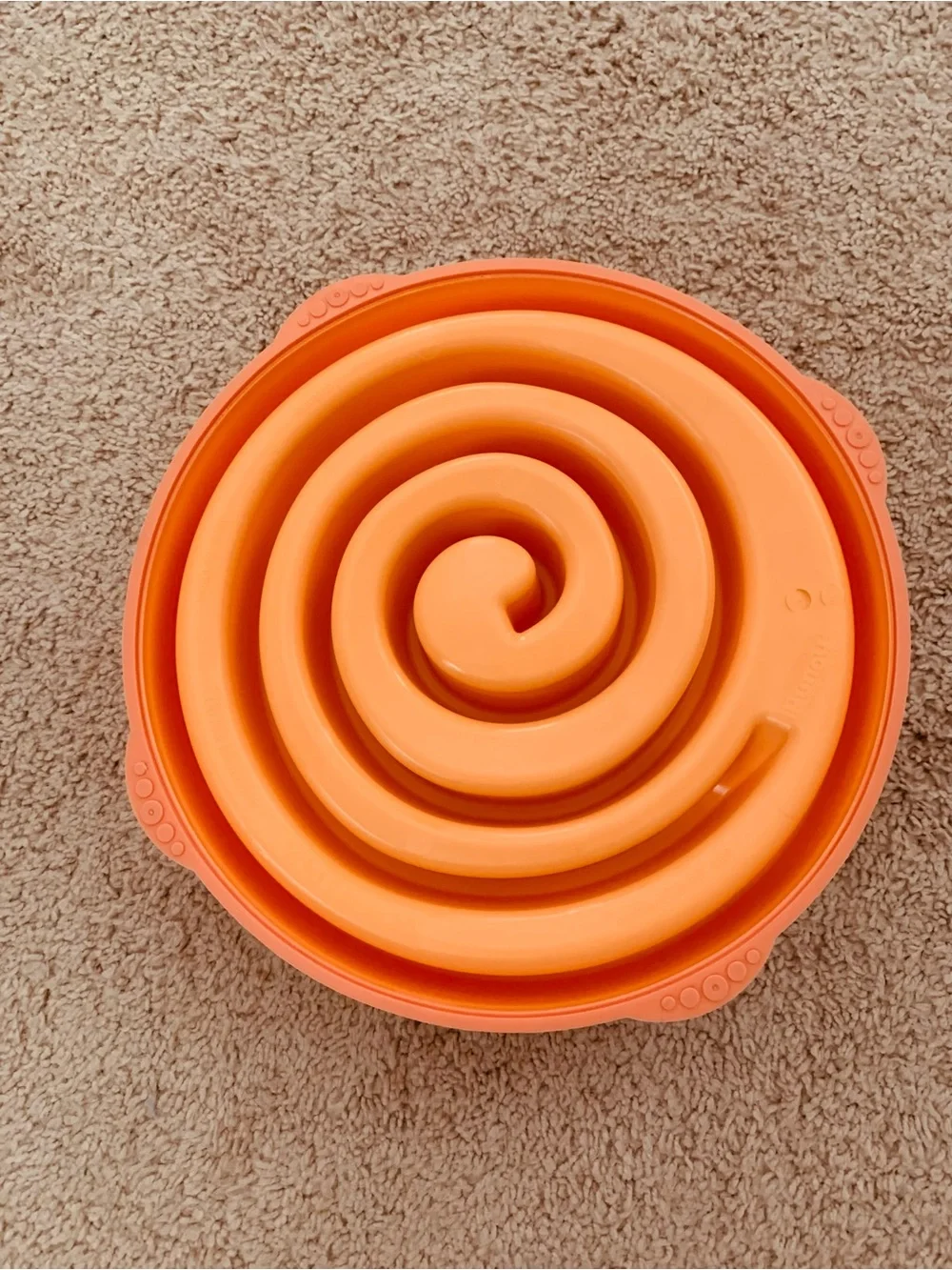 Outward Hound Fun Slow Feeder Interactive Dog Bowl, Orange, 4 cup - Picture 7 of 12